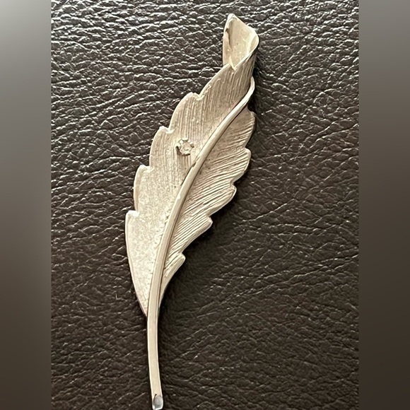 BOND BOYD sterling silver brooch with tiny diamond. Vintage. - Picture 1 of 8